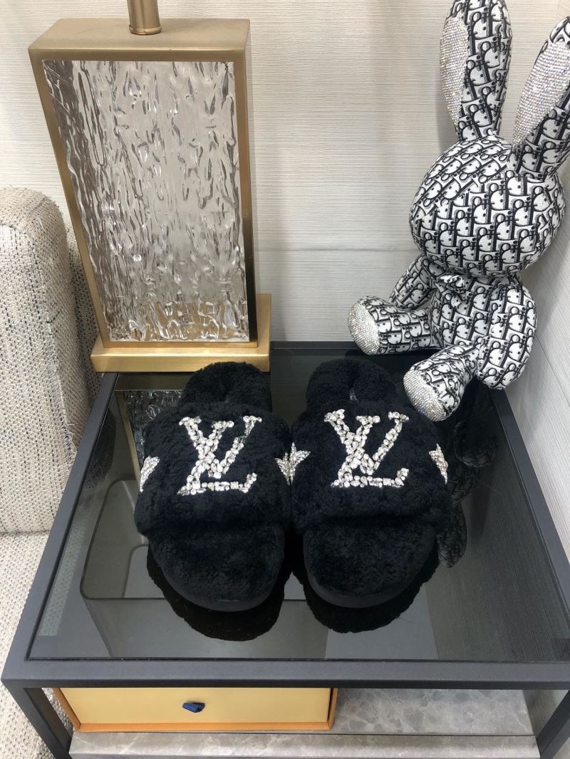 Louis Vuitton Slippers